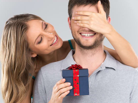 7 Romantic Gift for Him to Show Care and Love
